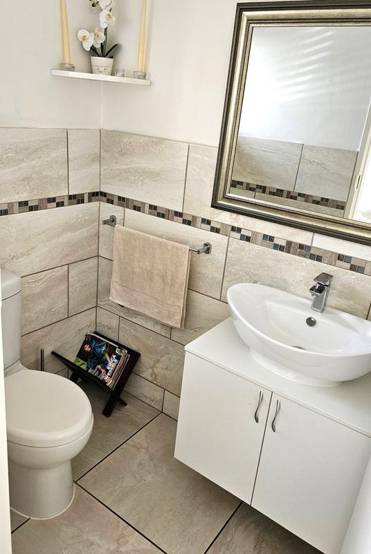 To Let 3 Bedroom Property for Rent in Bellville Western Cape